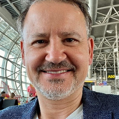 Prof Danny Sandra