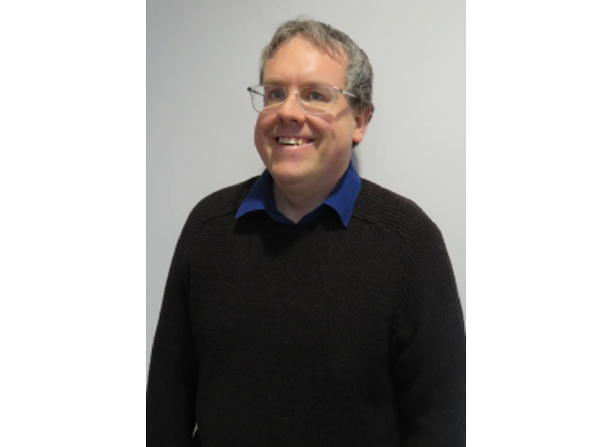 Dr Kevin Tennent