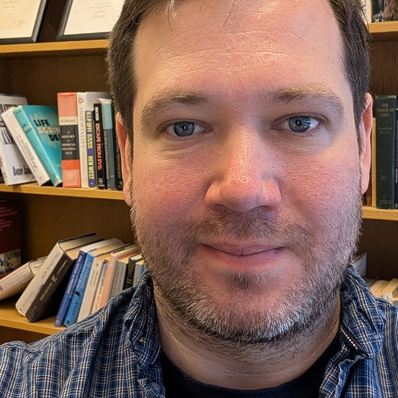 Dr. Simon McCabe