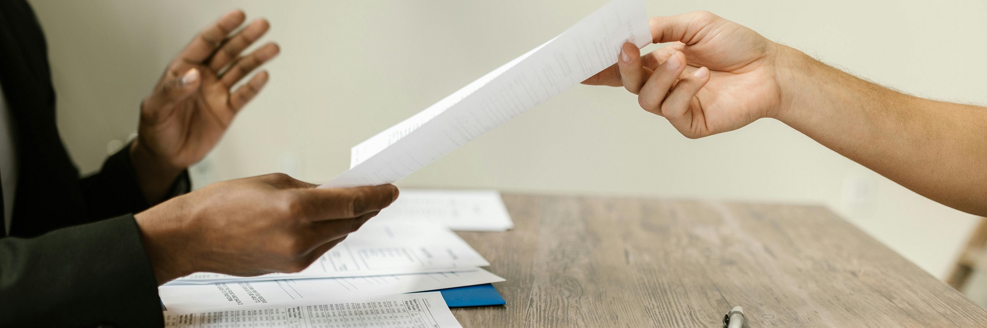 pexels-rdne-7821676a.jpg 1