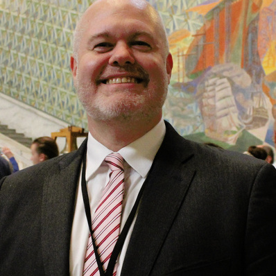 Prof Christopher Hartwell